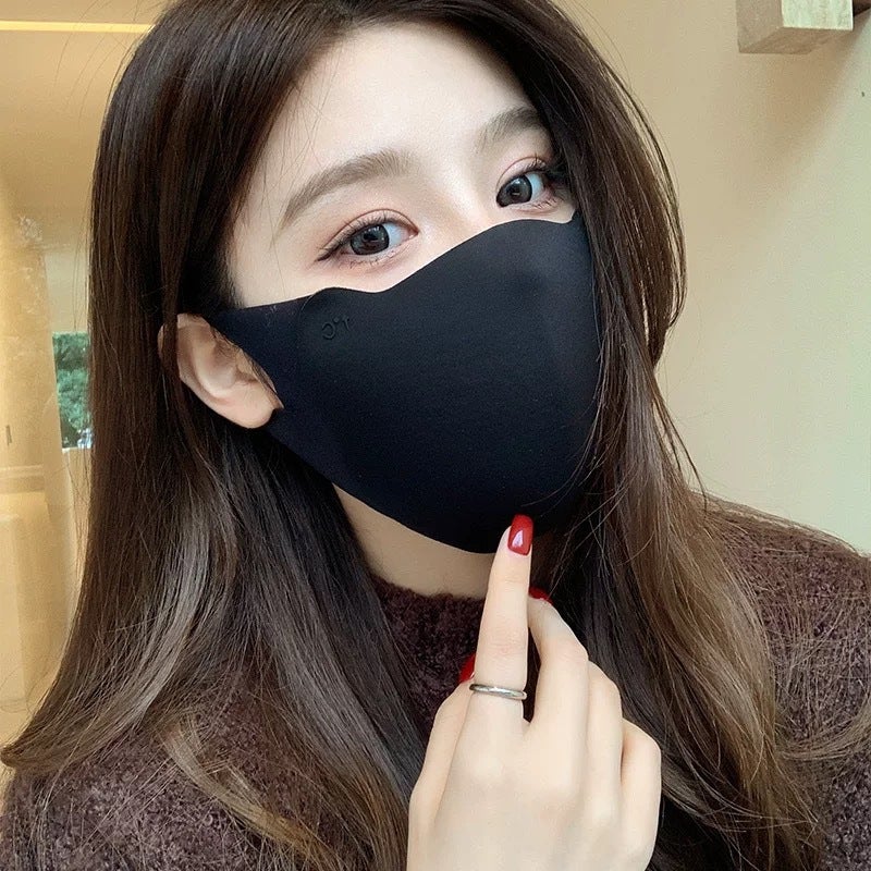 New Winter Mask For Women With Good Looks, Sponge 3D Warm And Cold-Proof V-Face Thickness For Men And Women, Washable - Image 3